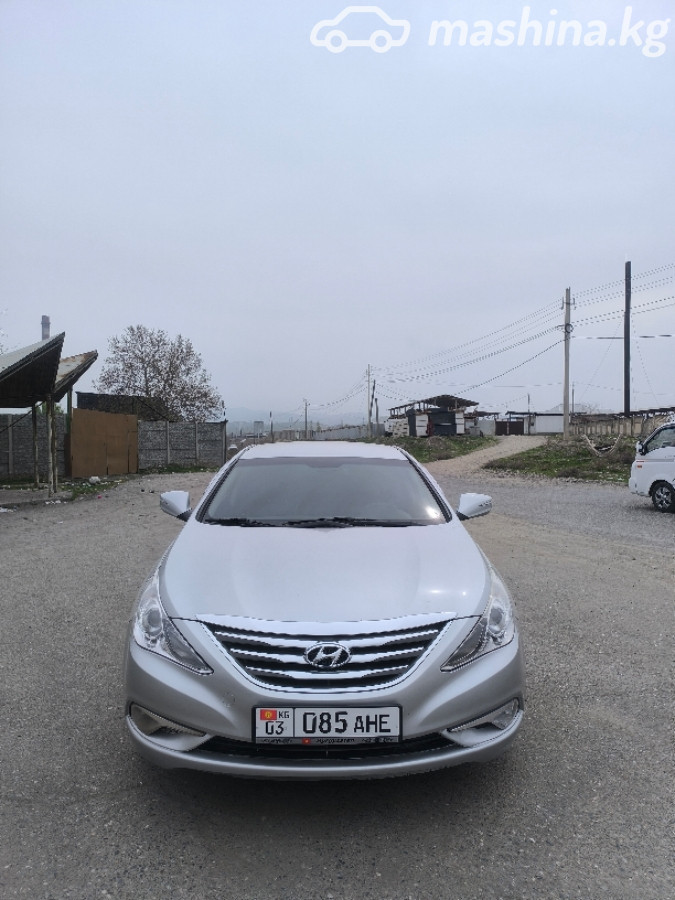 Hyundai Sonata VI (YF)